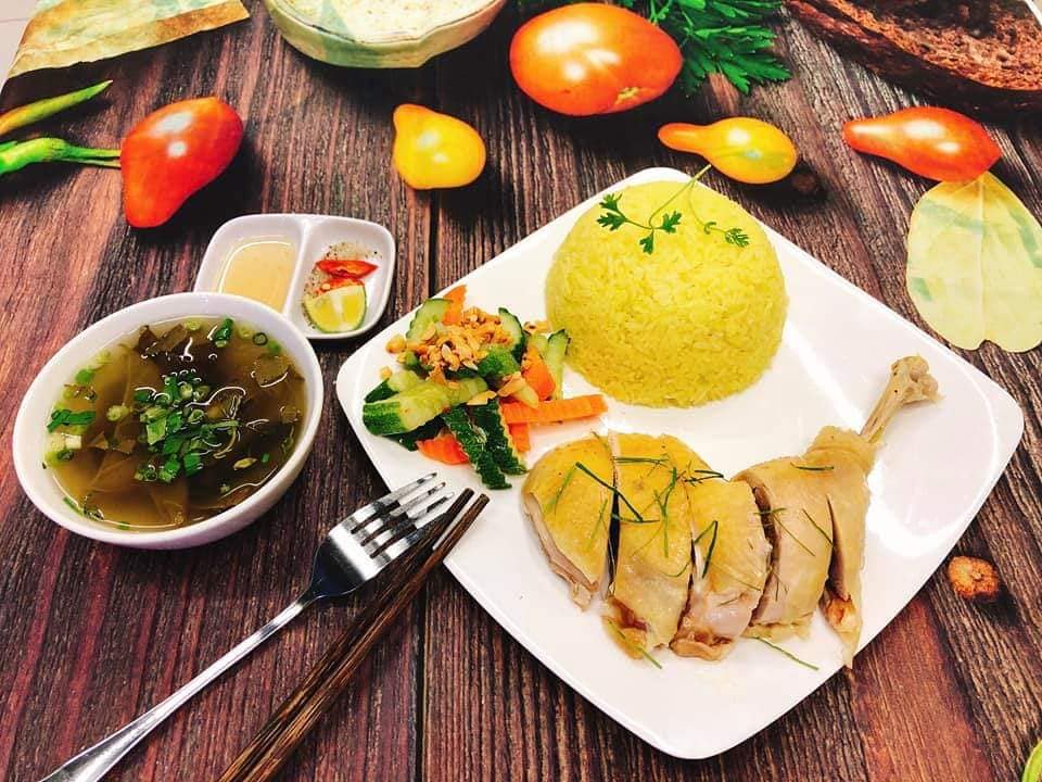 TOP 10 quán cơm gà ngon Hà Nội ăn mãi không chán - Digifood