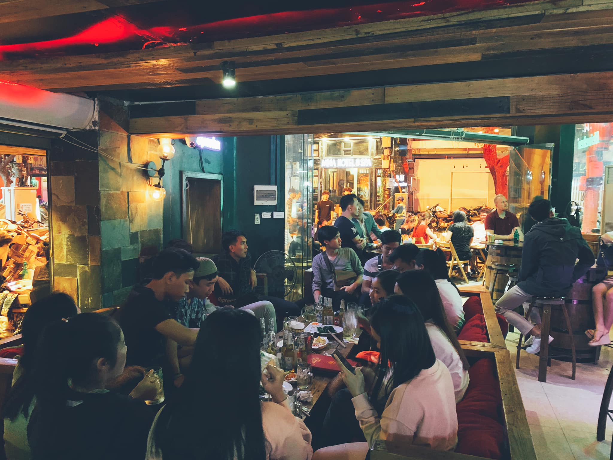 TOP 10 quán nhậu Hà Nội được giới trẻ yêu thích nhất - Digifood