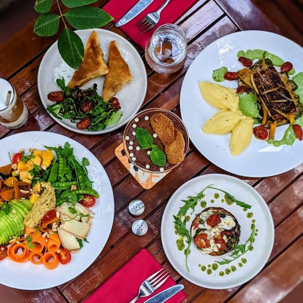 #10 Quán bít tết ngon Hà Nội chuẩn Âu, decor đẹp - Digifood