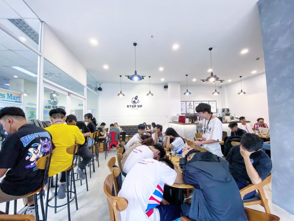 #15 Quán cà phê đêm nổi tiếng nhất Sài Gòn - Digifood