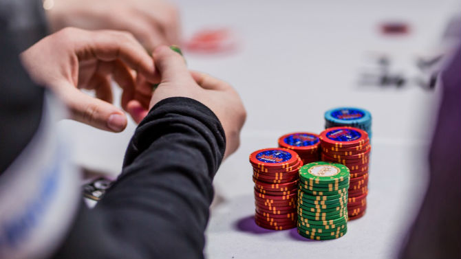 Poker hand analysis: il check raise al flop che porta a perdere tutto lo stack