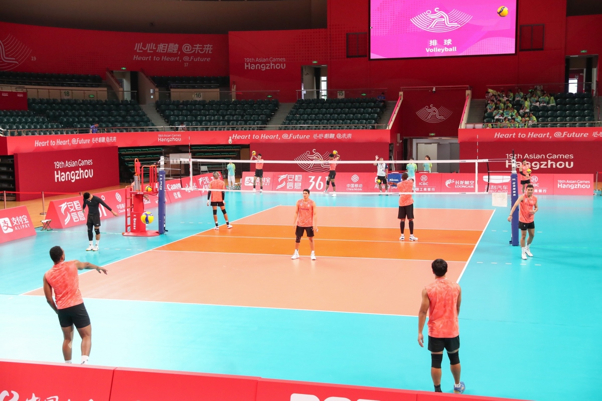 Các cuộc thi đầu tiên của ASIAD 19 bắt đầu