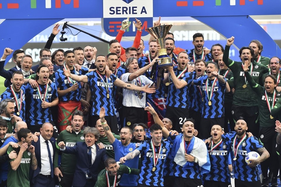 Inter Milan thua kỷ lục dưới thời ông chủ Trung Quốc