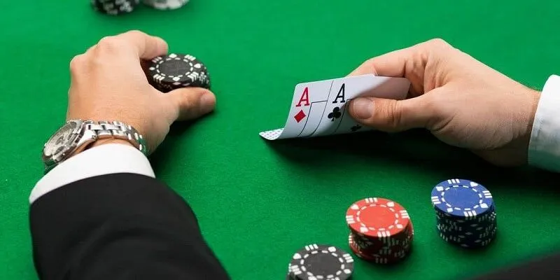 Cách chơi Poker 7 lá: Bí quyết thắng lớn mà bạn không thể bỏ qua