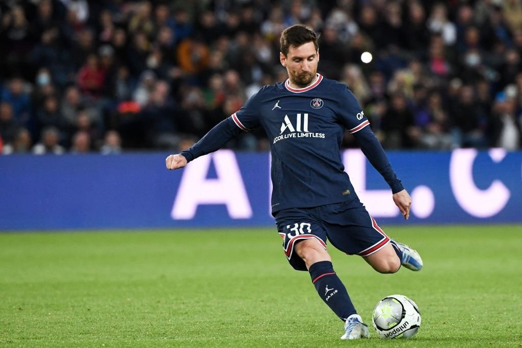 Siêu phẩm xoáy của Messi giúp PSG chính thức vô địch Ligue 1