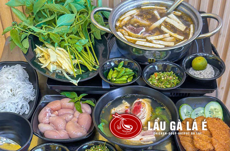Gà hầm lá tía tô Tao Ngộ chính gốc, số 5, đường 3/4, Đà Lạt